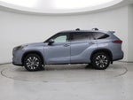 2021 Highlander Hybrid Thumbnail 3