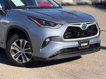 2021 Highlander Hybrid Thumbnail 3