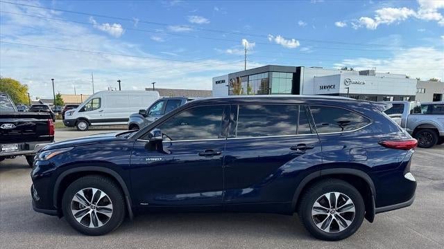 2020 Toyota Highlander Hybrid XLE