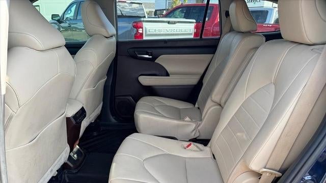 2020 Toyota Highlander Hybrid XLE