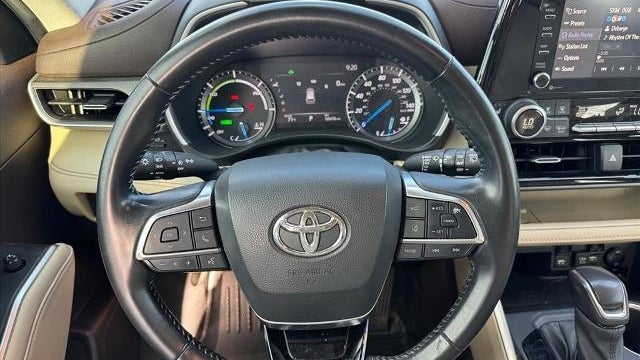2020 Toyota Highlander Hybrid XLE