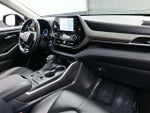 2020 Highlander Hybrid Thumbnail 16