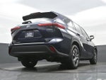 2020 Highlander Hybrid Thumbnail 32
