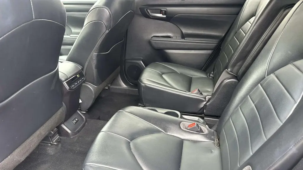 2020 Toyota Highlander Hybrid XLE
