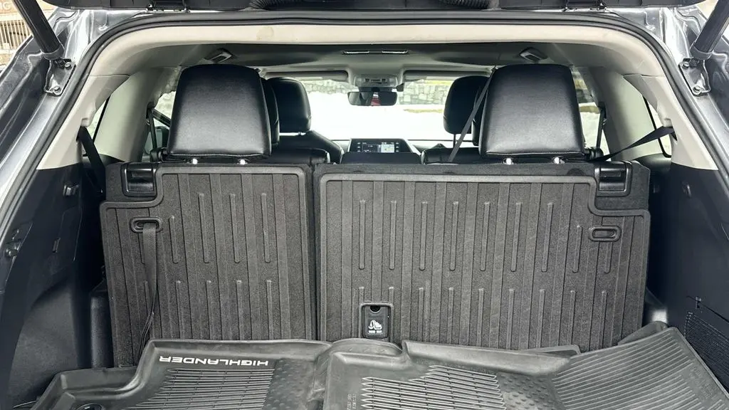 2020 Toyota Highlander Hybrid XLE