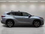 2021 Highlander Hybrid Thumbnail 2