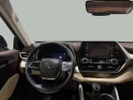 2021 Highlander Hybrid Thumbnail 21