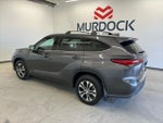 2022 Highlander Hybrid Thumbnail 2