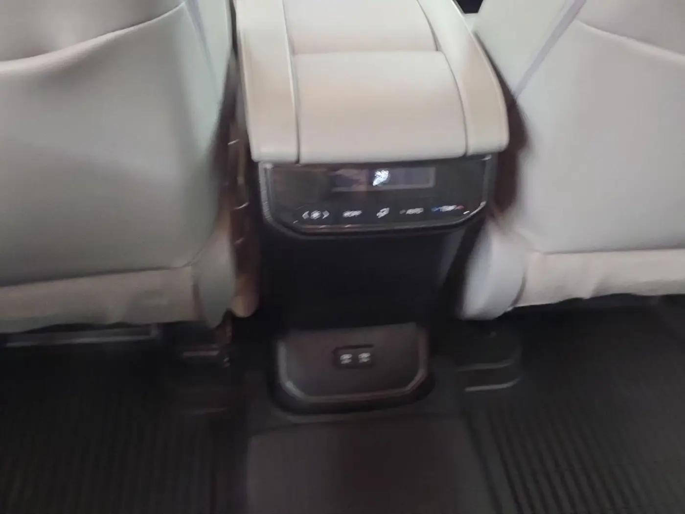 2021 Toyota Highlander - $27,850
