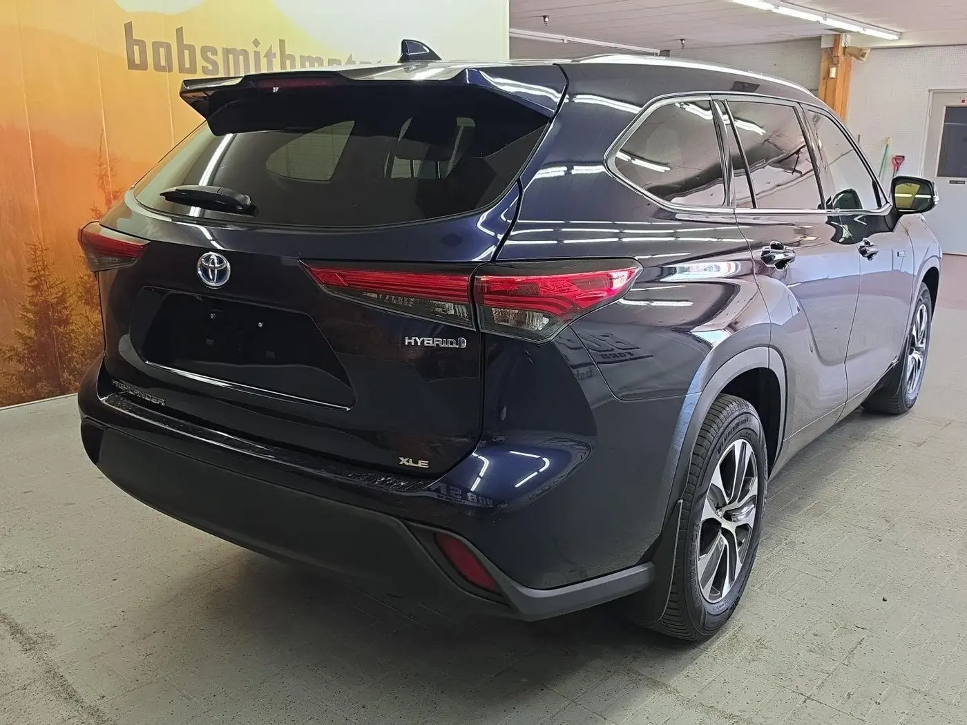 2021 Toyota Highlander - $27,850