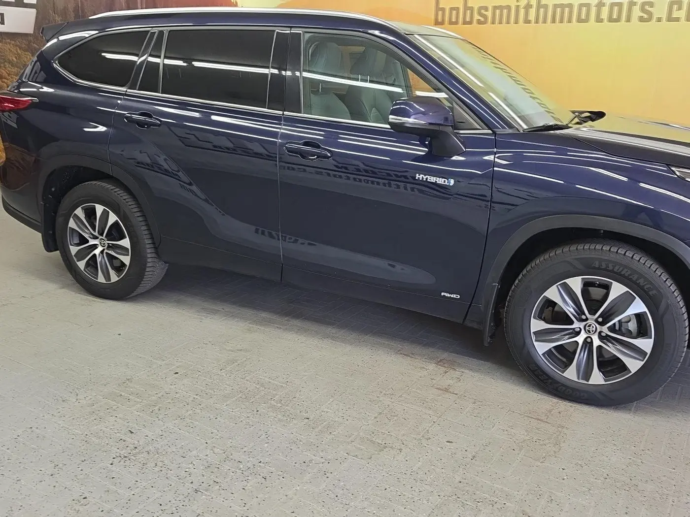 2021 Toyota Highlander - $27,850