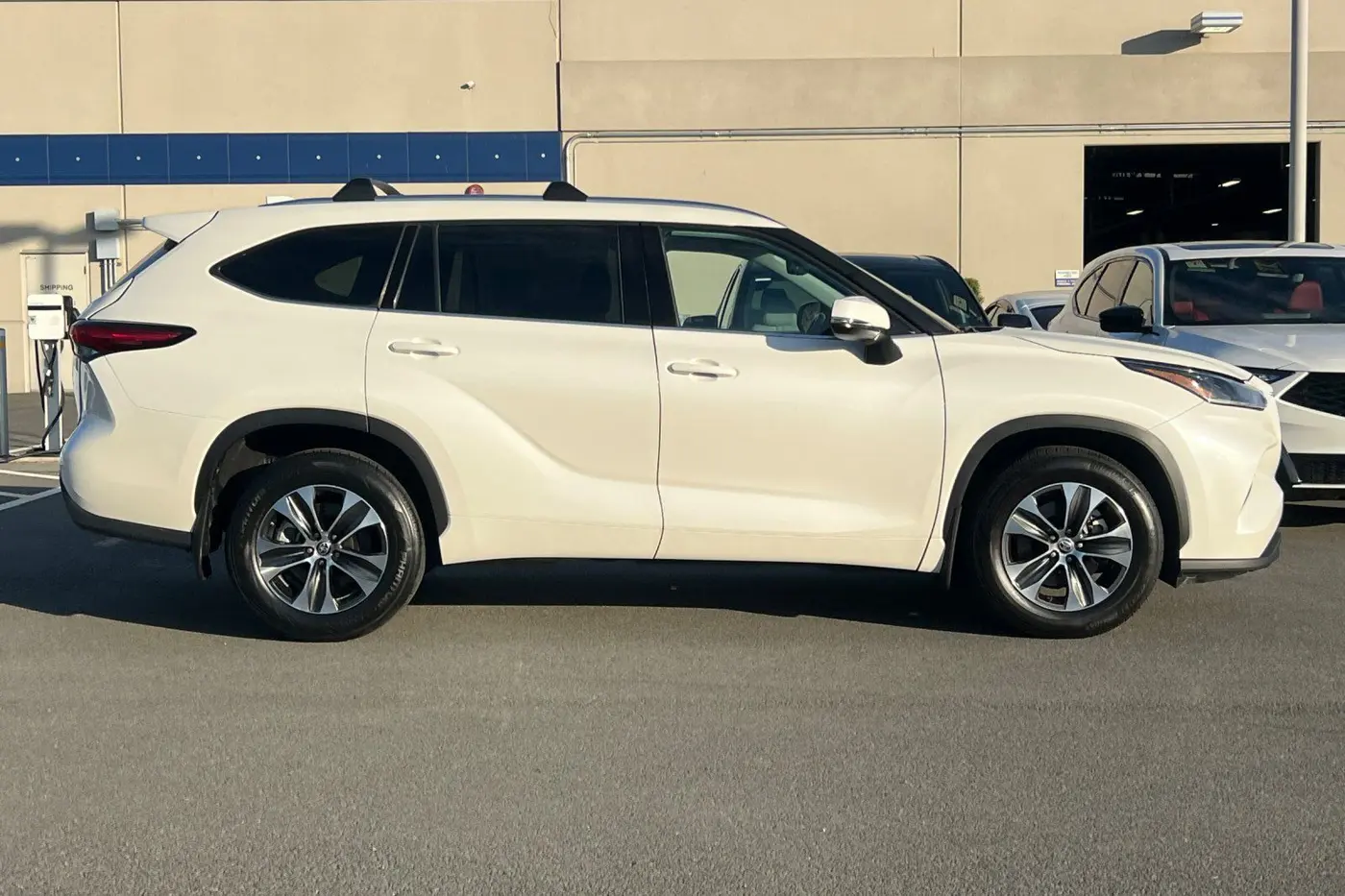 2021 Toyota Highlander - $31,388