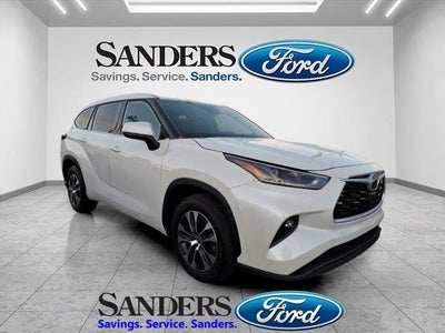 2021 Toyota Highlander XLE 4DR SUV