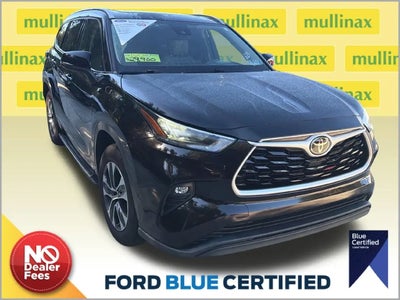 2020 Toyota Highlander XLE 4DR SUV