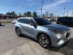 2021 Highlander Thumbnail 3