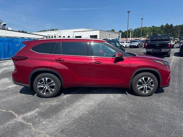 2022 Toyota Highlander - $38,390