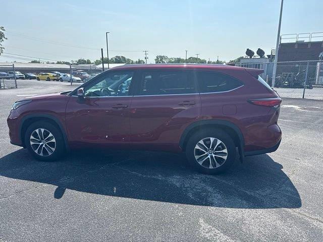 2022 Toyota Highlander - $38,390