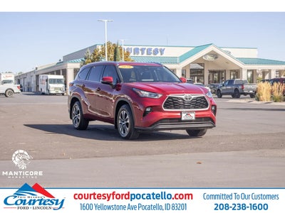 2020 Toyota Highlander AWD XLE 4DR SUV