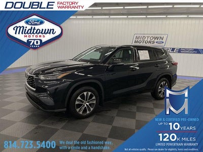 2022 Toyota Highlander AWD XLE 4DR SUV