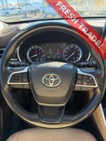 2022 Highlander Thumbnail 7