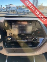 2022 Highlander Thumbnail 17