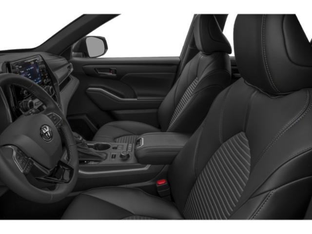2022 Toyota Highlander - $32,499