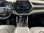 2021 Highlander Thumbnail 13