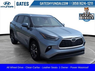 2021 Toyota Highlander AWD XLE 4DR SUV