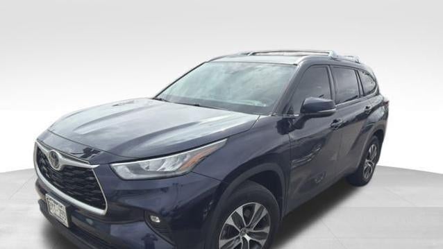 Preowned 2020 Toyota Highlander XLE for Sale