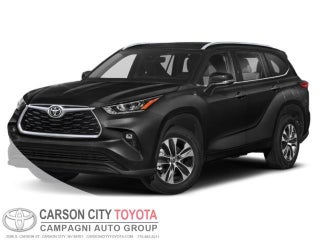 2021 Toyota Highlander with Midnight Black Exterior