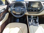 2022 Highlander Thumbnail 11