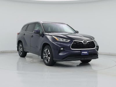 Photo of a 2020 Toyota Highlander AWD XLE 4DR SUV for sale