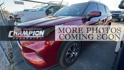 2020 Toyota Highlander AWD XLE 4DR SUV