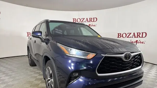 Preowned 2021 Toyota Highlander XLE for Sale