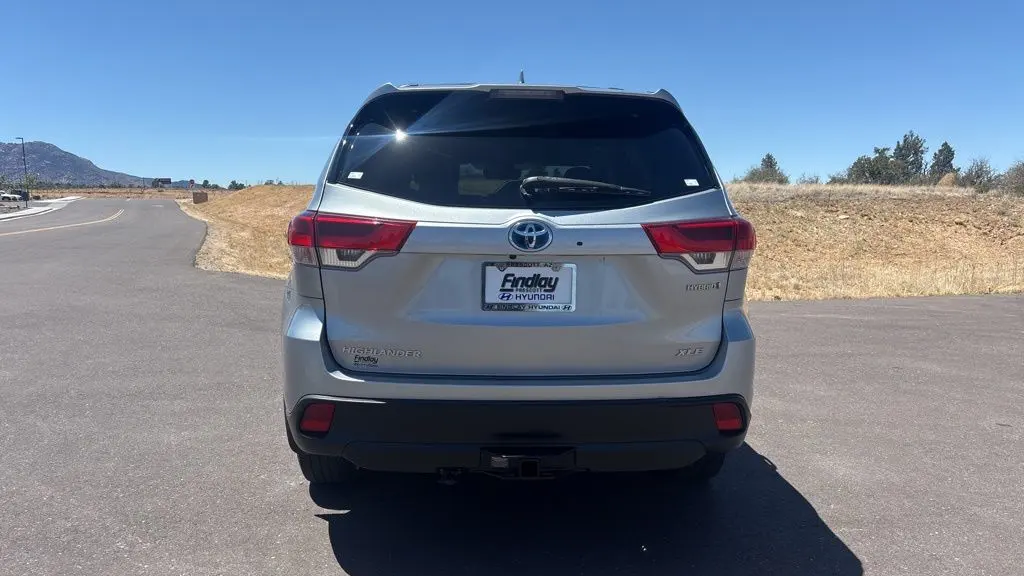 2019 Toyota Highlander Hybrid XLE