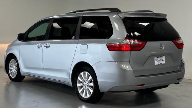 2015 Toyota Sienna LE 7-Passenger