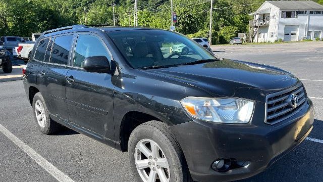 2010 Toyota Highlander SE
