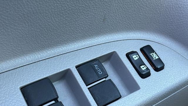 2010 Toyota Highlander SE