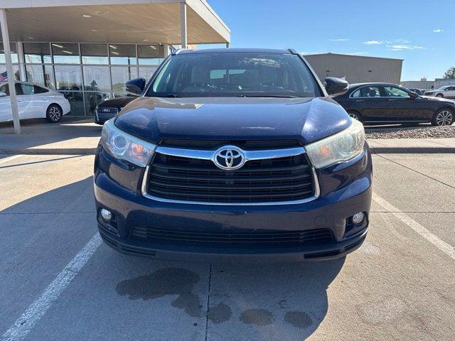 2016 Toyota Highlander - $17,593