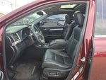 2016 Highlander Thumbnail 9