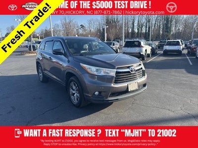Photo of a 2014 Toyota Highlander AWD XLE 4DR SUV for sale