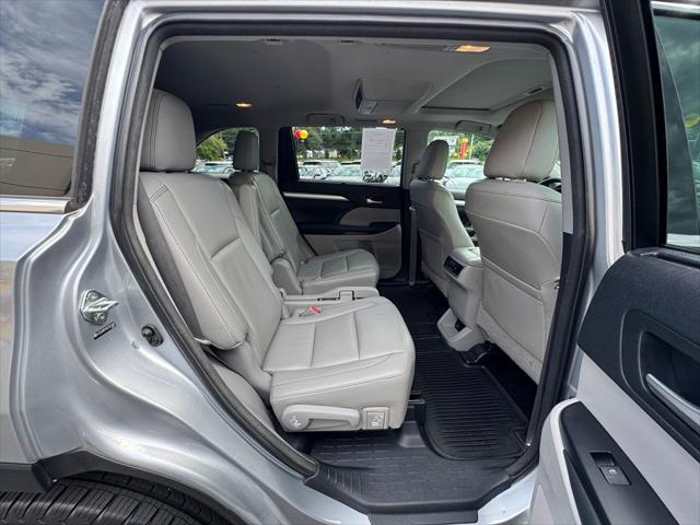2014 Toyota Highlander - $20,747