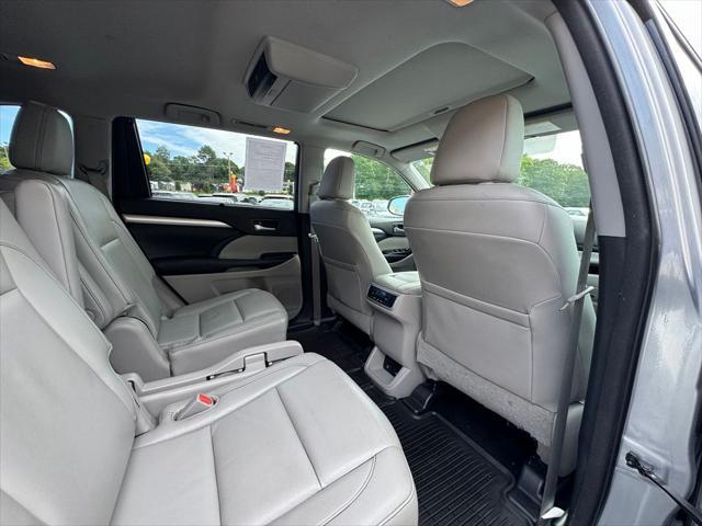 2014 Toyota Highlander - $20,747