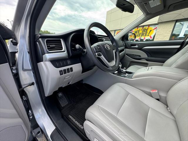 2014 Toyota Highlander - $20,747