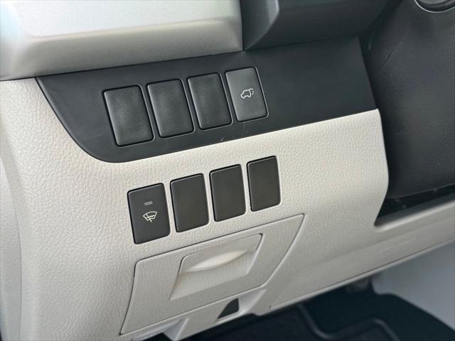 2014 Toyota Highlander - $20,747