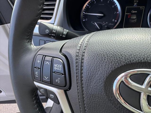 2014 Toyota Highlander - $20,747