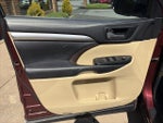 2015 Highlander Thumbnail 15