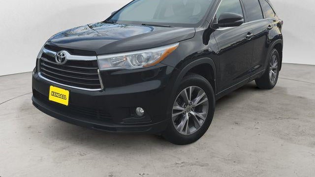 Preowned 2015 Toyota Highlander XLE for Sale