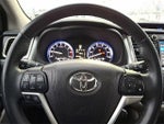 2016 Highlander Thumbnail 19