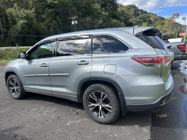 2016 Toyota Highlander - $16,967